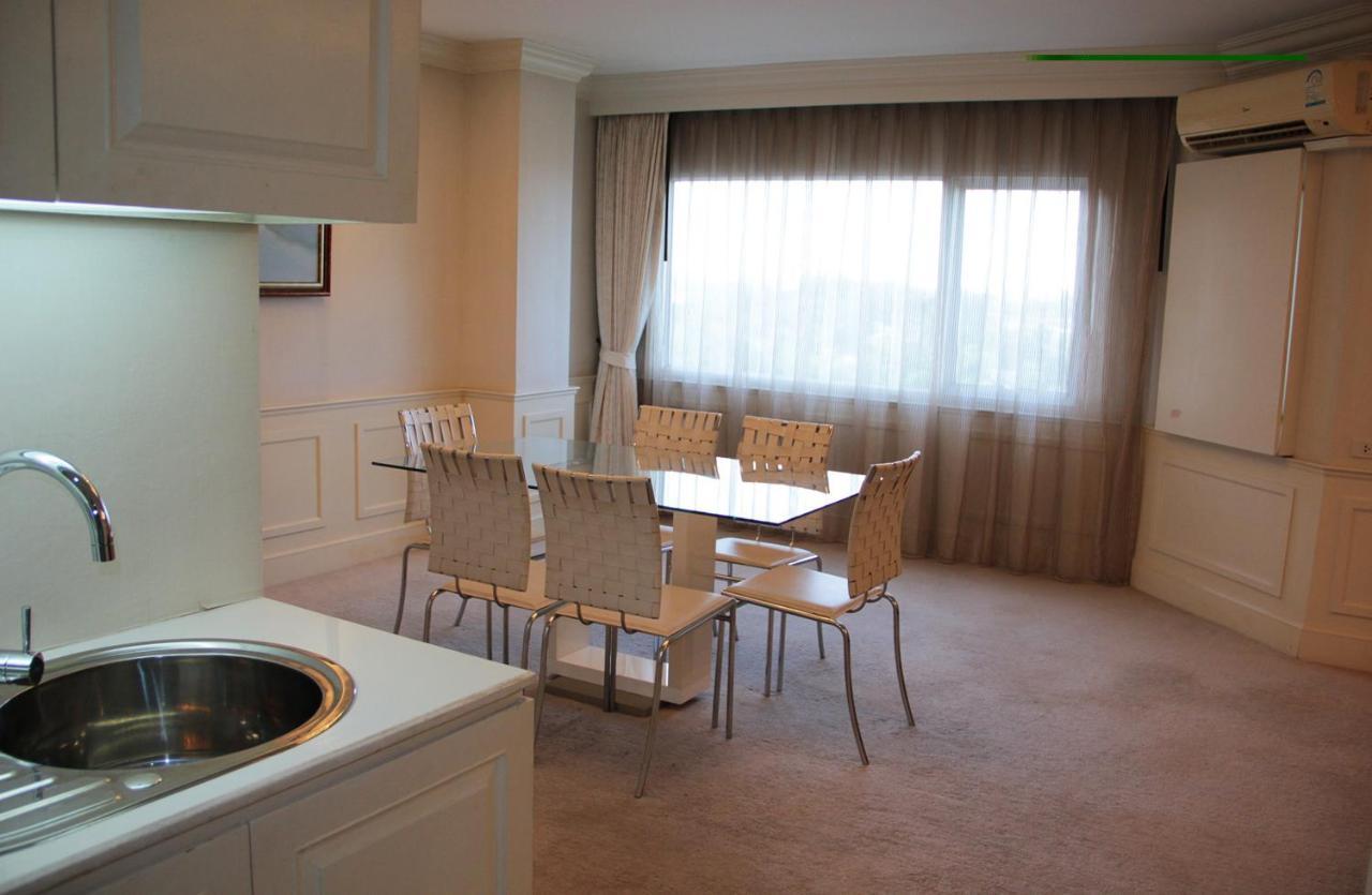 V Verve Service Apartment Hotel Chachoengsao Zimmer foto
