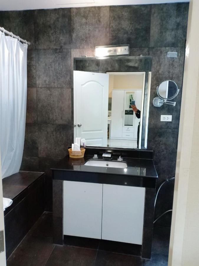 V Verve Service Apartment Hotel Chachoengsao Exterior foto